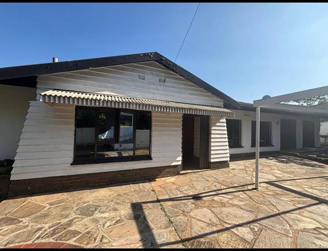 4 BEDROOM HOUSE FOR SALE IN WESTVILLE